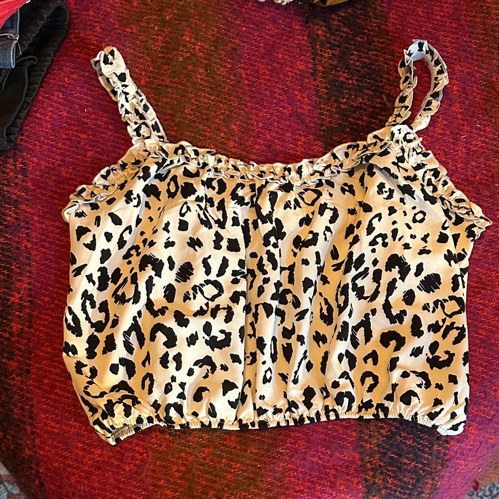 Leopard Print Ruffle Crop Top